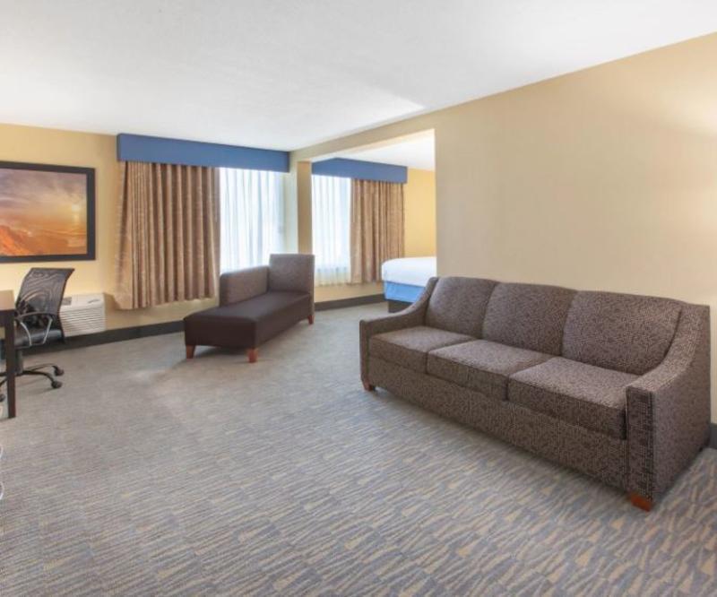 Days Inn & Suites By Wyndham Grand Rapids Near Downtown Wyoming Exterior foto